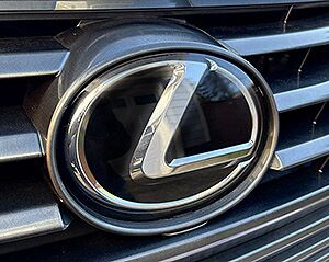 after lexus emblem restoration – restored clear emblem